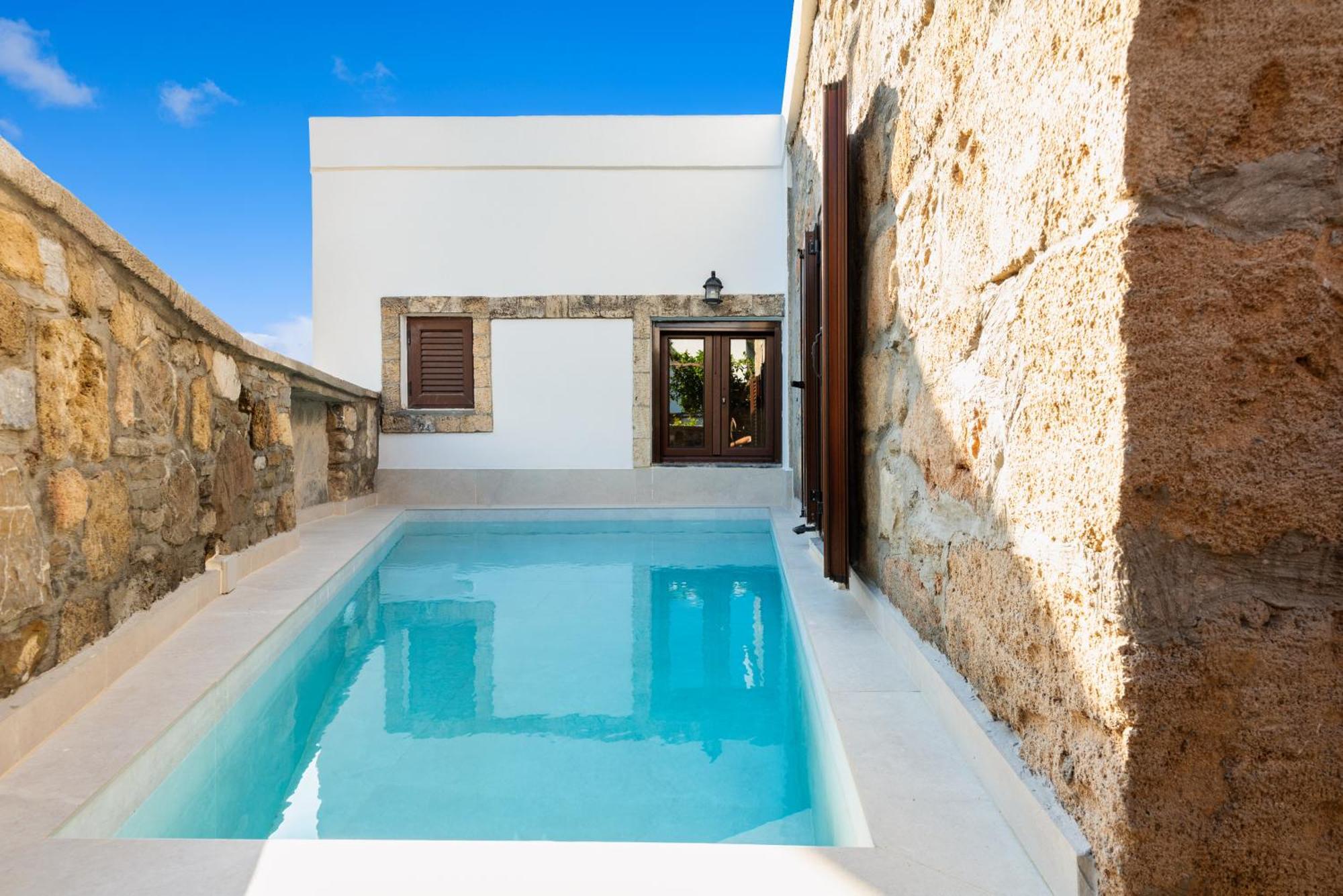 Villa Claudia In Lardos Exterior photo